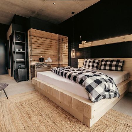 Bretterhotel Hofstetten bei Brienz Luaran gambar